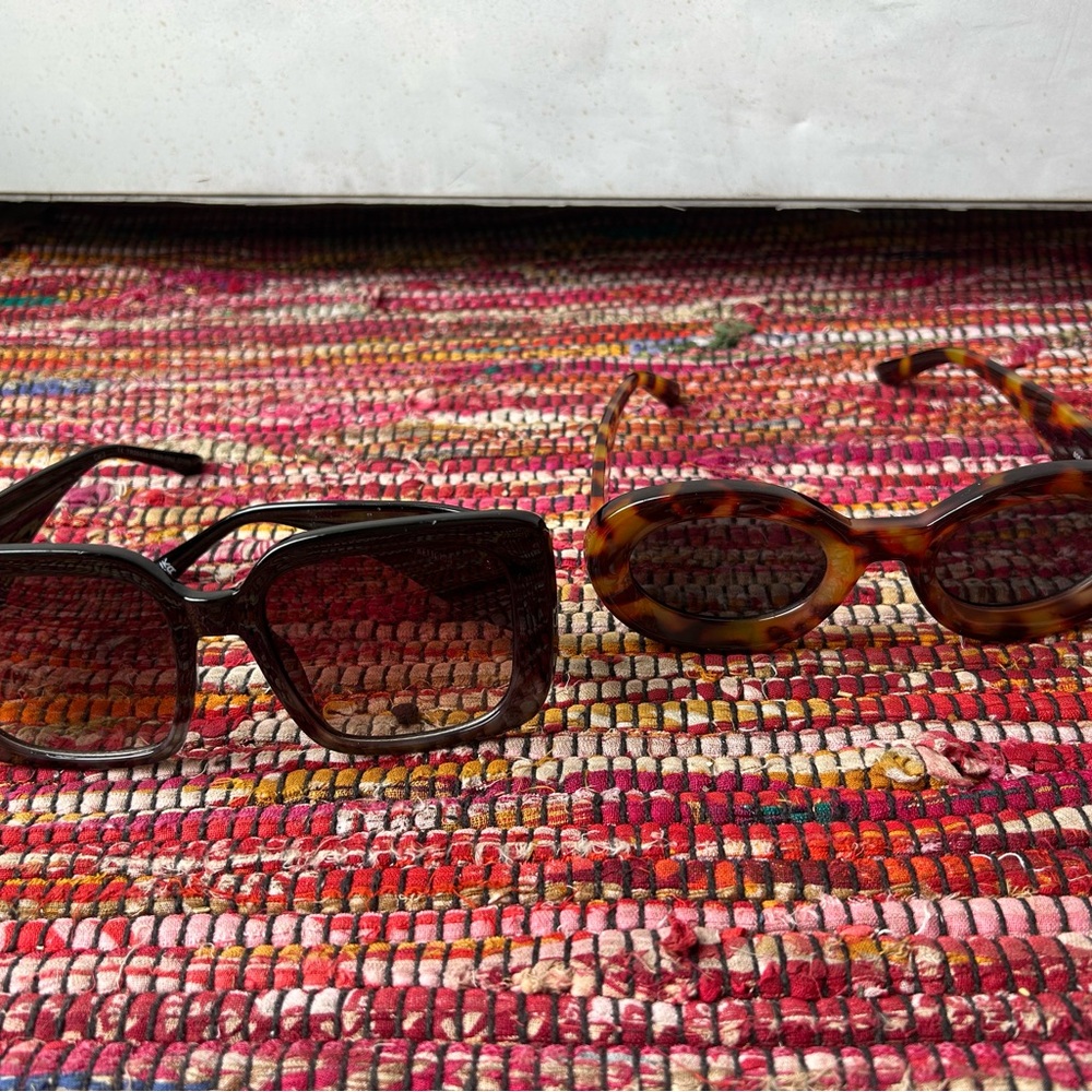 Stylish Sunglasses Set - Black and Tortoiseshell